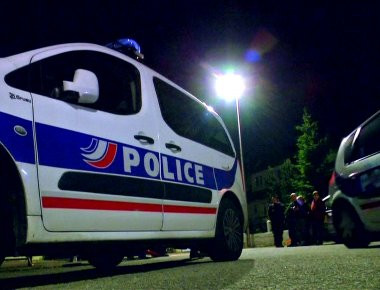 Γαλλία: Εκατοντάδες εμπρησμοί αυτοκινήτων στο πλαίσιο των ταραχών της 14ης Ιουλίου